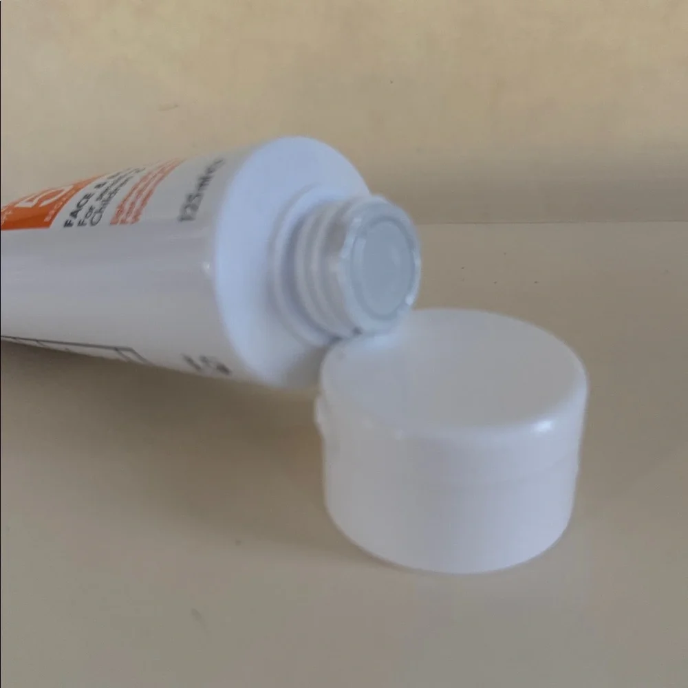 AVENE Mineral Sunscreen Broad Spectrum SPF 50 Face Body Lotion 4.2oz Sealed $38